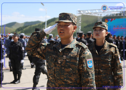 NEWLY ADMITTED STUDENTS TAKE THE MONGOLIAN MILITARY OATH AND RECEIVE THEIR CADET INSIGNIA